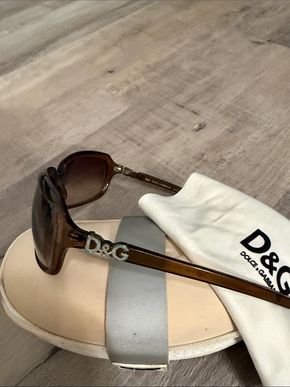Dolce & Gabbana Brown Gradient Oversized Women's Sunglasses - Picture 2 of 4